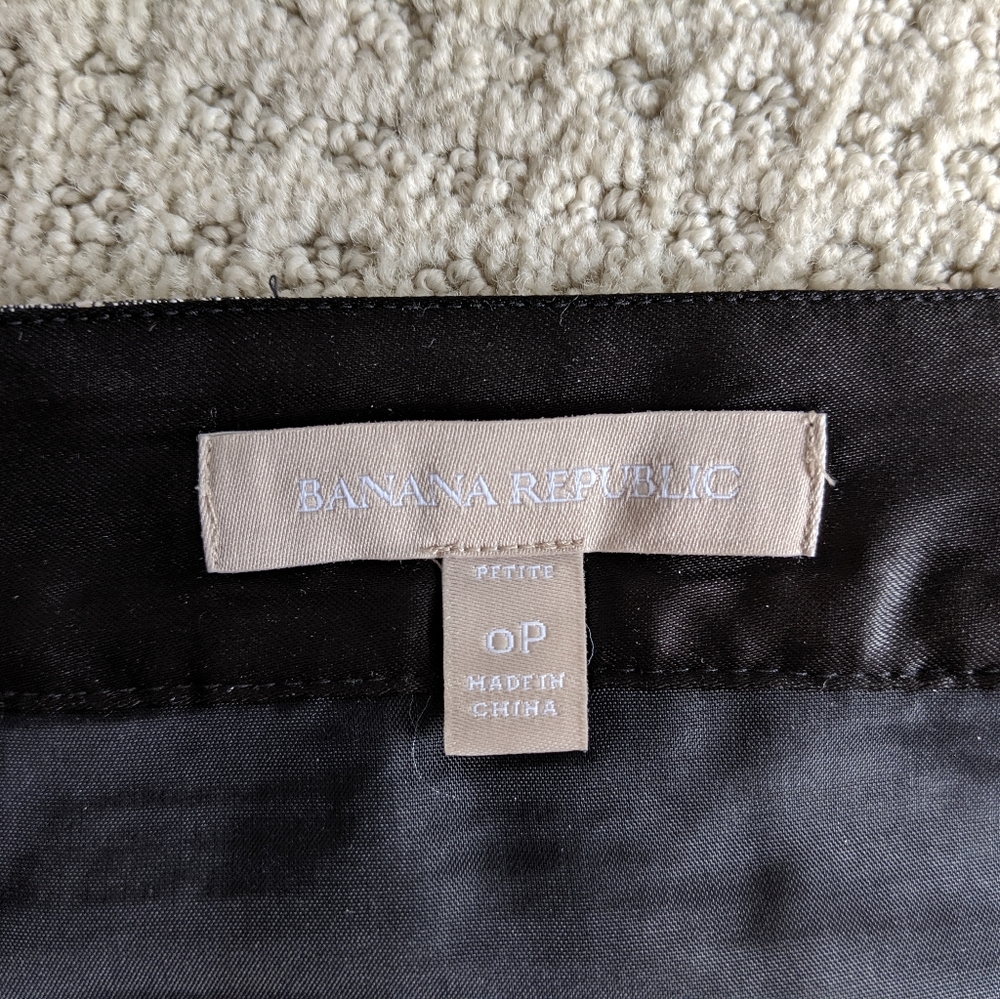 Banana Republic mini skirt - Picture 7 of 13